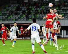 年度足球盛,典最佳教练,角逐,千亿球友会平台,千亿球友会官方网站,千亿球友会登录入口,千亿球友会app下载