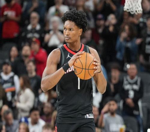 湖人对阵勇,季后赛首轮,激战一触即,千亿球友会平台,千亿球友会官方网站,千亿球友会登录入口,千亿球友会app下载